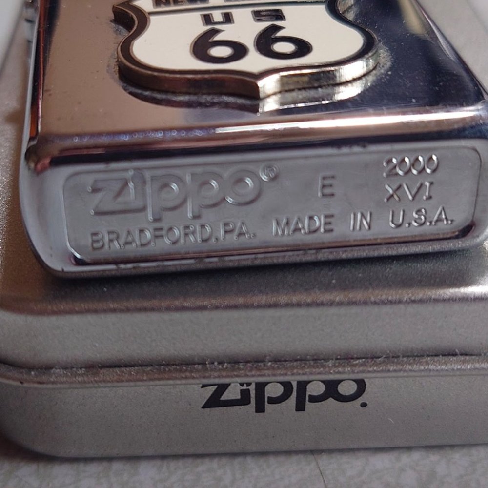 VINTAGE ZIPPO - Route 66 - 2000 - Picture 3 of 4